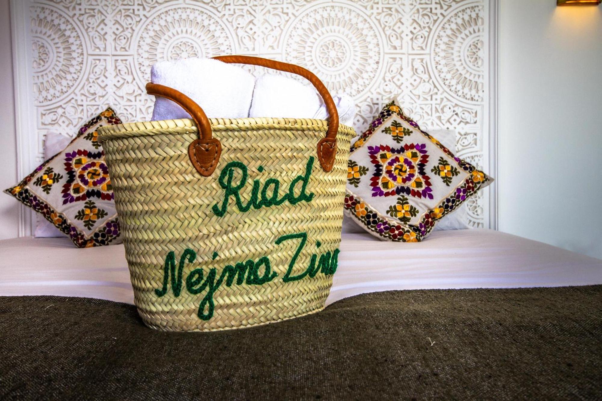 Nejma Zina En Exclusivite Avec Petit-dejeuner Et Menage Inclus *